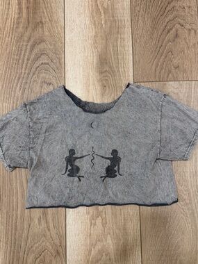 Witchy hippie Gray Graphic Crop Top